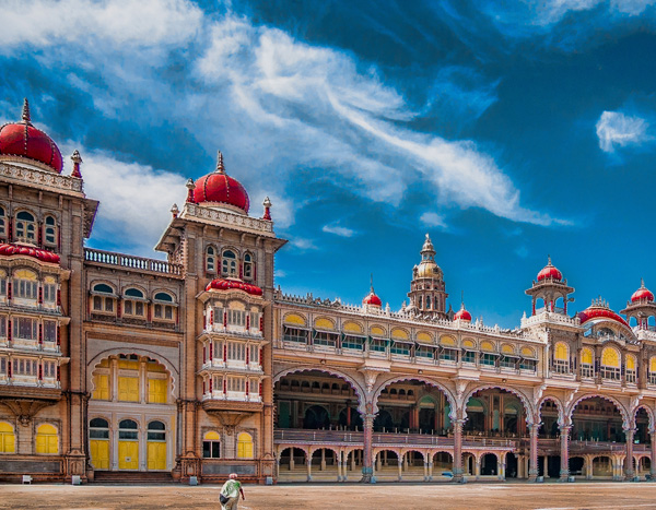 Bangalore to Mysore Taxi Booking